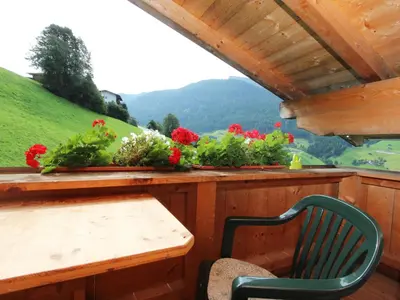 Ein allgemeiner Bergblick oder ein Berglick von der Ferienwohnung aus