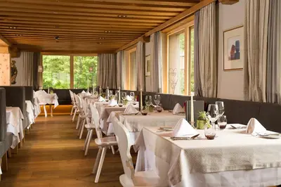 Ein Restaurant oder anderes Speiselokal in der Unterkunft Biohotel Rupertus