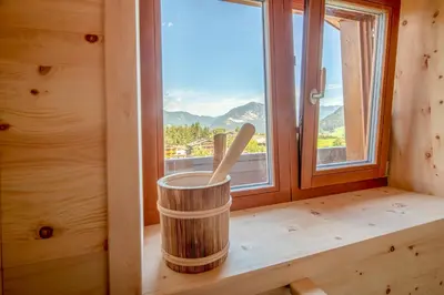 Ein allgemeiner Bergblick oder ein Berglick von der Ferienwohnung aus
