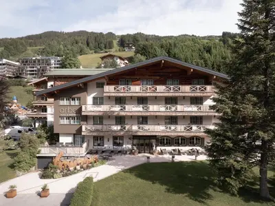 Ein allgemeiner Bergblick oder ein Berglick von des Hotels aus