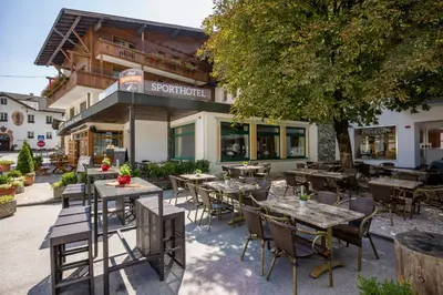 Das Gebäude in dem sich das Hotel befindet