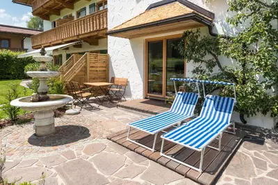 Ein Garten an der Unterkunft Apartments Foidl