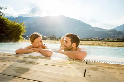 Ein allgemeiner Bergblick oder ein Berglick von des Hotels aus