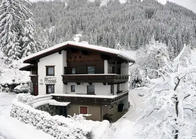 Haus Klammtal im Winter