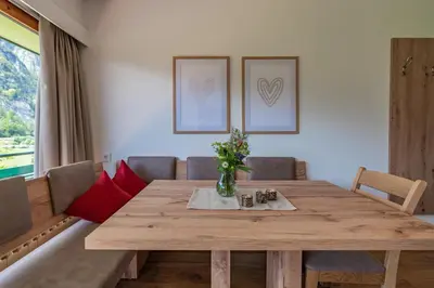 Ein Sitzbereich in der Unterkunft Appartements Achensee