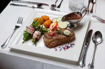 Essen in der Pension oder in der Nähe