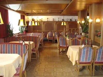 Ein Sitzbereich in der Unterkunft Hotel Sonnhof