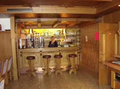 Lounge oder Bar in der Unterkunft Hotel Sonnhof