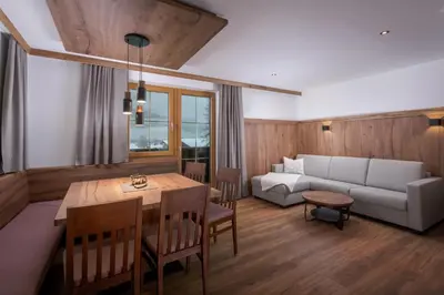 Ein Sitzbereich in der Unterkunft Pension-Appartement Sonnwend