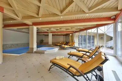 Der Swimmingpool an oder in der Nähe von Hotel Lamark