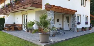 Ein Garten an der Unterkunft Appartement Claudia