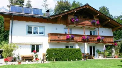 Ein Garten an der Unterkunft Appartement Claudia