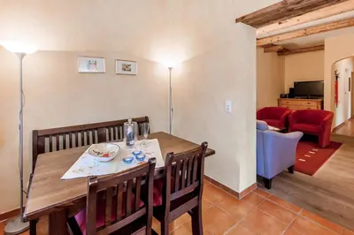 Ein Sitzbereich in der Unterkunft Alimonte Romantic Appartements