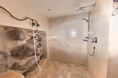 Ein Badezimmer in der Unterkunft Hotel Feichter