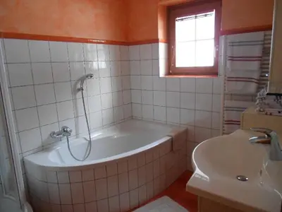 Ein Badezimmer in der Unterkunft Ferienwohnung Trattenhaus