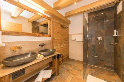 Ein Badezimmer in der Unterkunft Appartement Berghof