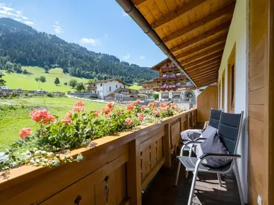 Ein allgemeiner Bergblick oder ein Berglick von der Pension aus