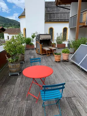 Ein allgemeiner Bergblick oder ein Berglick von der Ferienwohnung aus
