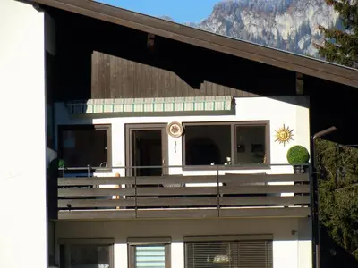 Ein allgemeiner Bergblick oder ein Berglick von der Ferienwohnung aus