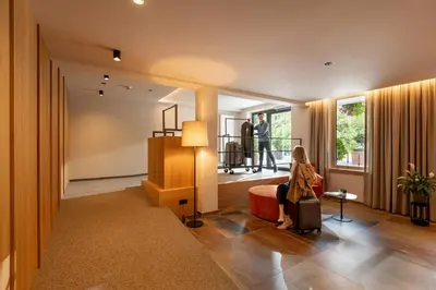 Ein Sitzbereich in der Unterkunft Hotel Haflingerhof