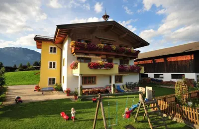 Ein Garten an der Unterkunft Waldschönau
