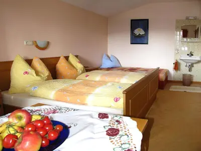 Ein Bett oder Betten in einem Zimmer der Unterkunft Haus Jochblick Familie Loinger
