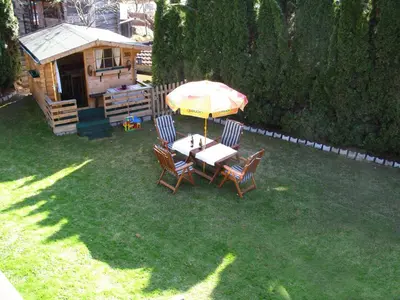 Ein Garten an der Unterkunft Haus Jochblick Familie Loinger