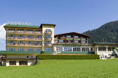 Ein allgemeiner Bergblick oder ein Berglick von des Hotels aus