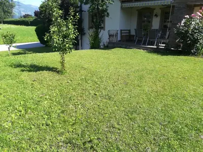 Ein Garten an der Unterkunft Ferienwohnung Huber