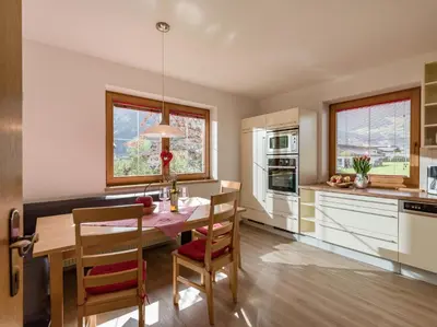 Küche/Küchenzeile in der Unterkunft Ferienwohnung Huber