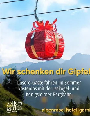 Ein allgemeiner Bergblick oder ein Berglick von des Hotels aus