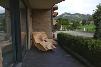 Ein allgemeiner Bergblick oder ein Berglick von der Pension aus