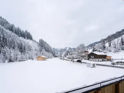 Luxury Chalet in Saalbach-Hinterglemm with Sauna im Winter