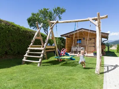 Ein Kinderspielbereich in der Unterkunft Appartement Holaus