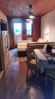 Ein Bett oder Betten in einem Zimmer der Unterkunft Ferienhof Kampfl