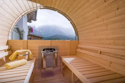 Ein allgemeiner Bergblick oder ein Berglick von der Ferienwohnung aus