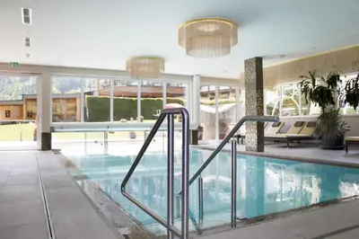 Der Swimmingpool an oder in der Nähe von Liebes Caroline 4-Sterne-Hotel