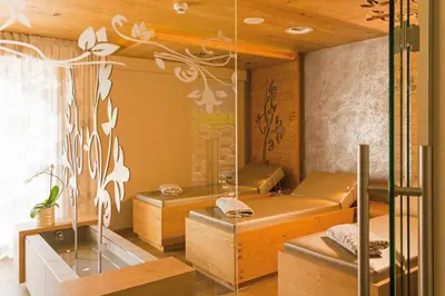 Ein Bett oder Betten in einem Zimmer der Unterkunft Liebes Caroline 4-Sterne-Hotel
