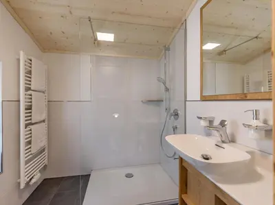 Ein Badezimmer in der Unterkunft Appartement Hinterholzer