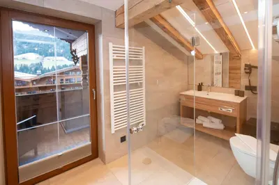 Ein Badezimmer in der Unterkunft Der Berghof