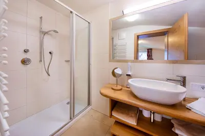 Ein Badezimmer in der Unterkunft Apartmenthaus Berndlalm