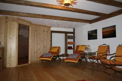 Ein Sitzbereich in der Unterkunft Ferienhaus Pfister