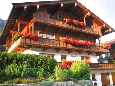 Ein Balkon oder eine Terrasse in der Unterkunft Haus Schönblick - wunderbare Zentrumslage
