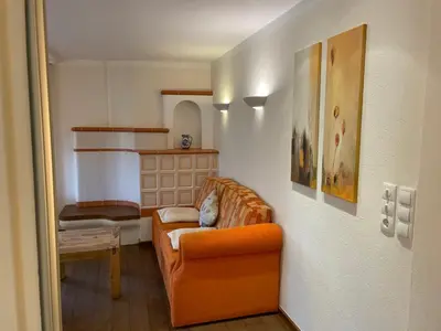 Ein Sitzbereich in der Unterkunft Haus Zangerl