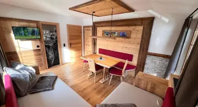 Ein Sitzbereich in der Unterkunft Landhaus Höllwarth