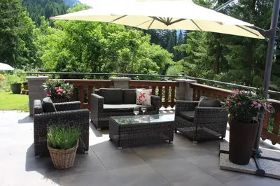 Ein Garten an der Unterkunft Gästehaus Gratlspitz