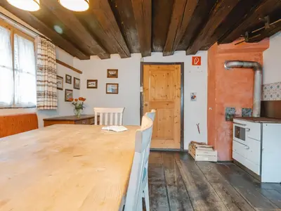Küche/Küchenzeile in der Unterkunft Holiday Home Alte Sahnealm by Interhome