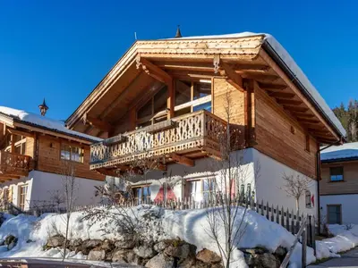 Das Gebäude in dem sich das Chalet befindet