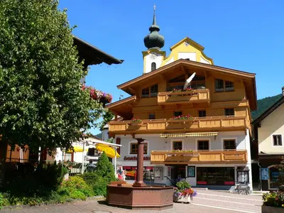 Das Gebäude in dem sich die Ferienwohnung befindet