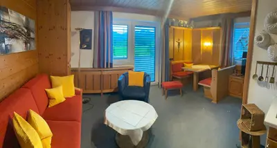 Ein Sitzbereich in der Unterkunft Haus am Achengrund